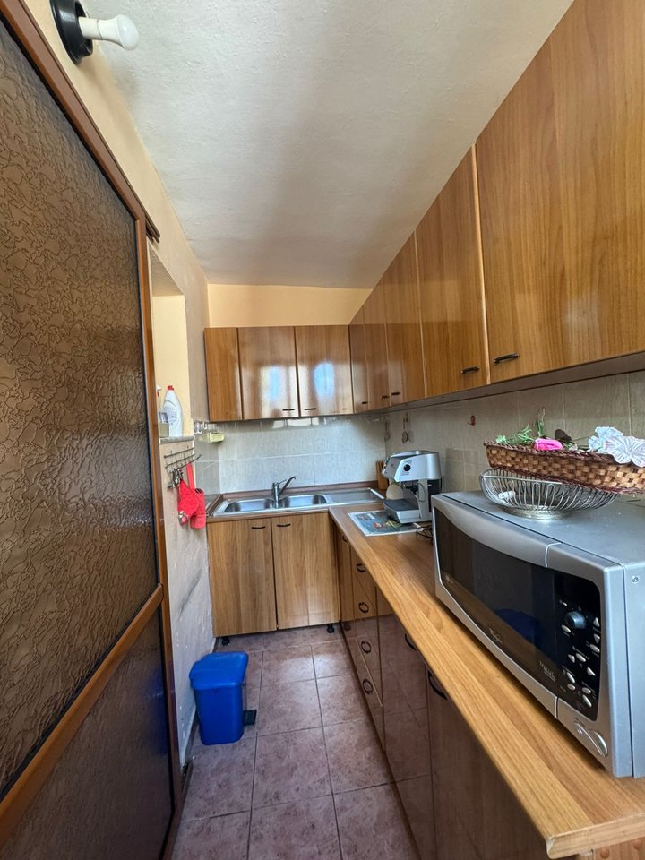 🏡 SHITET APARTAMENT 2+1 – RRUGA BARDHYL (SHESHI “STRAUS”), TIRANË