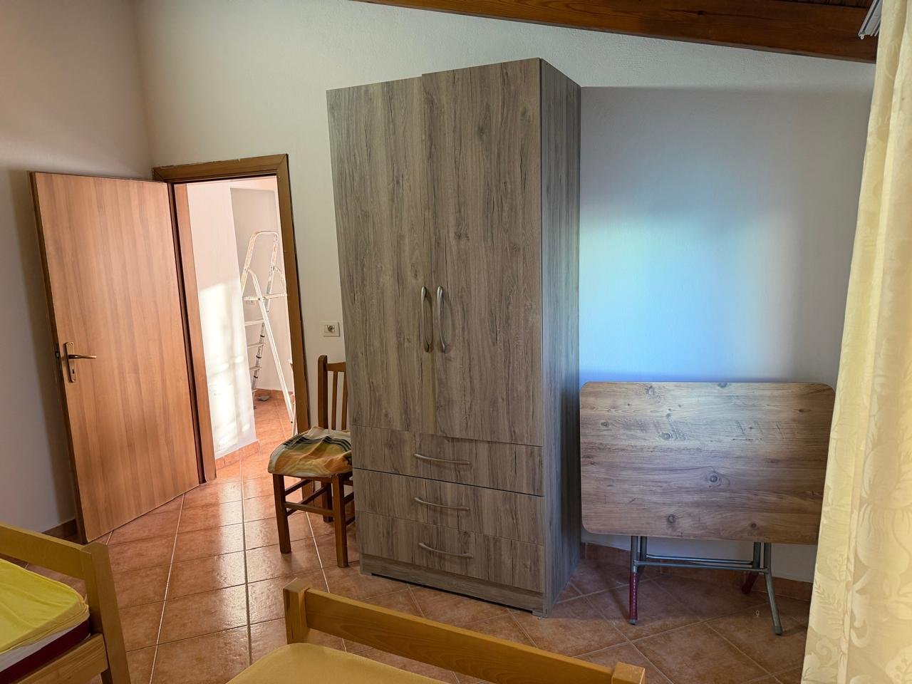 🏡 APARTAMENT ME QIRA – PRANË RR. BESA, RR. FIQIRI RUSI