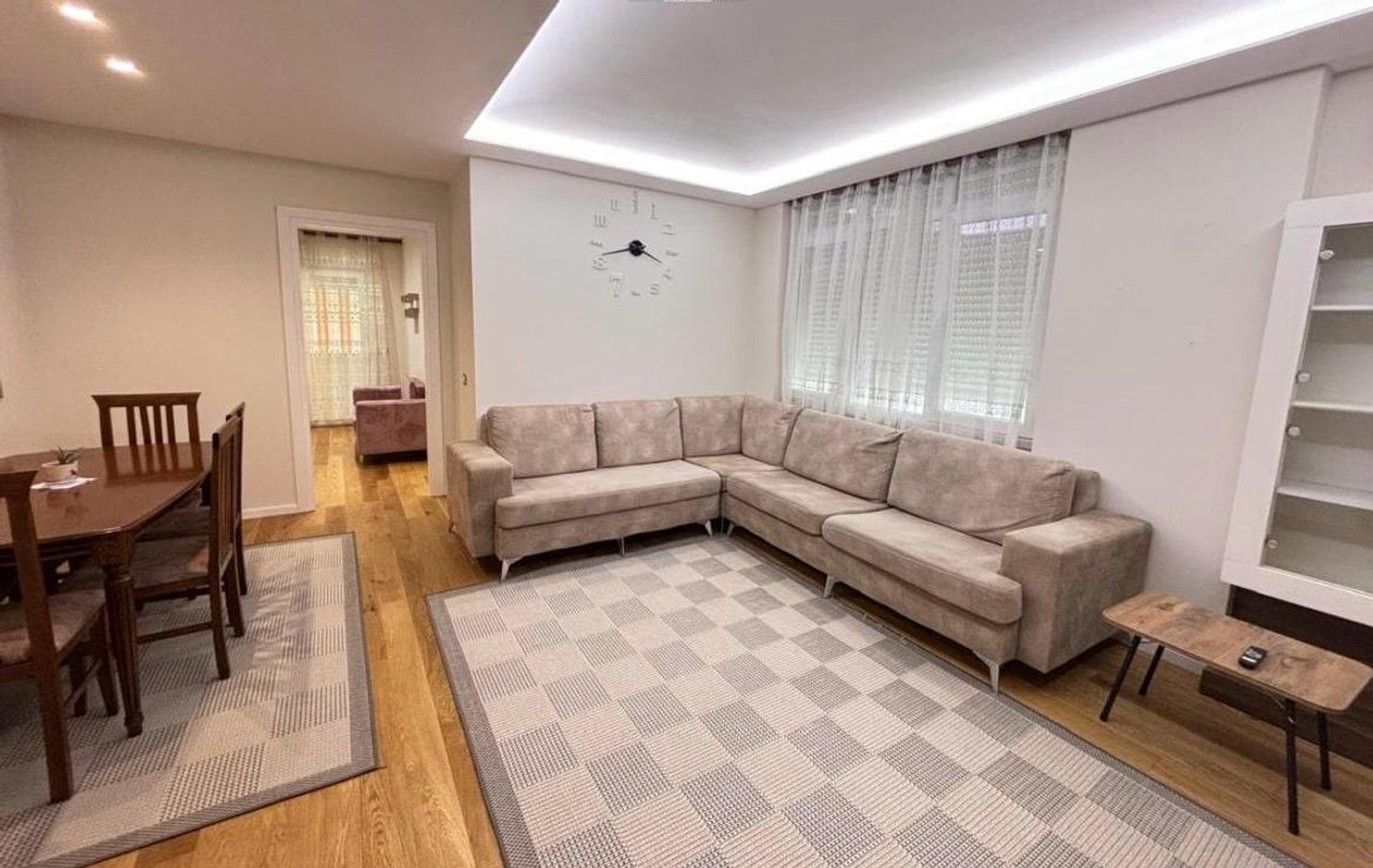 FOR RENT 3+1 APARTMENT – NEAR KUQE SCHOOL, TIRANA 🏡