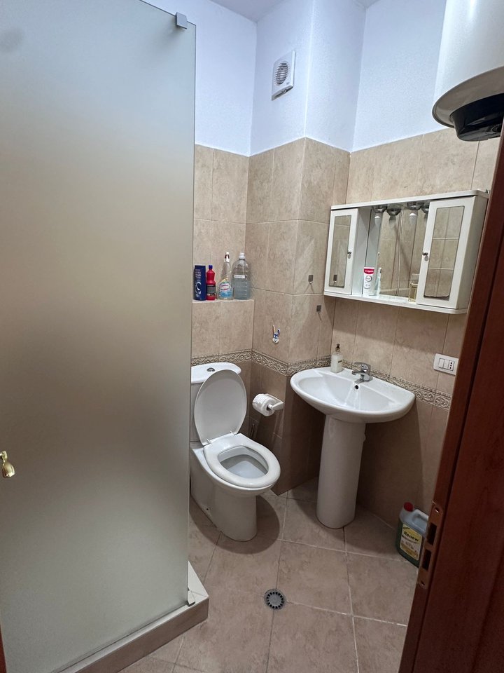 FOR RENT 2+1 APARTMENT – MINE PEZA STREET, OPPOSITE HARRY FULTZ 🏡