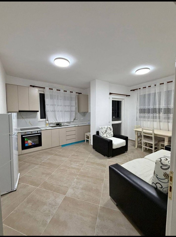 🏡 AFFITTASI APPARTAMENTO 2+1 – PALAZZI CABEJ / MISTO MAME