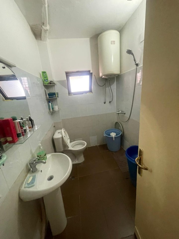 APARTAMENT 2+1 NË SHITJE – ALI DEMI, TREGU ELEKTRIK