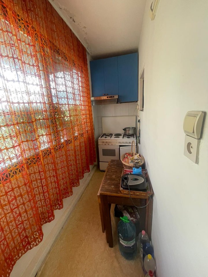 APARTAMENT 2+1 NË SHITJE – ALI DEMI, TREGU ELEKTRIK