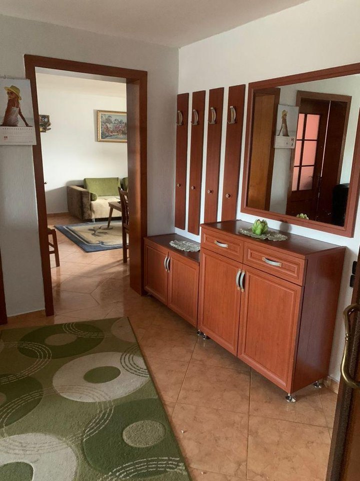 SHITET APARTAMENT 2+1 – PAZARI I RI, TEK SHESHI AVNI RUSTEMI