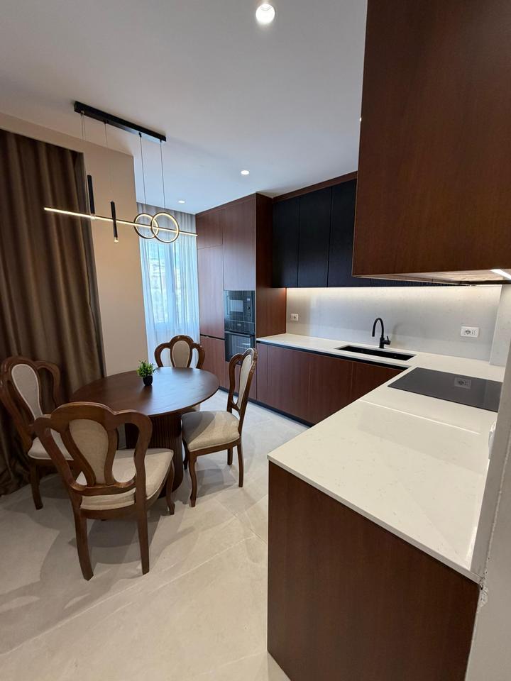 SHITET APARTAMENT 2+1+2 – RRUGA MINE PEZA, TIRANË
