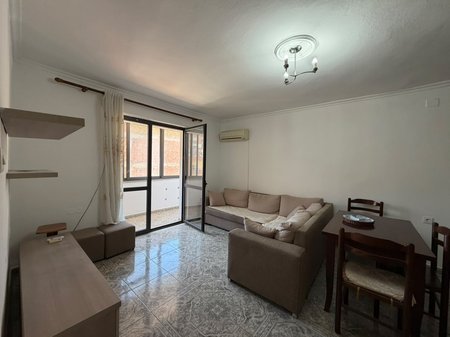 SHITET APARTAMENT 1+1 – HARRY FULTZ, RR. ASIM VOKSHI