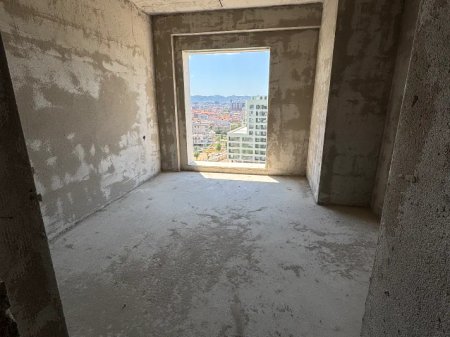 APPARTAMENTO 1+1 IN VENDITA – PORCELAN, KINOBLOCK