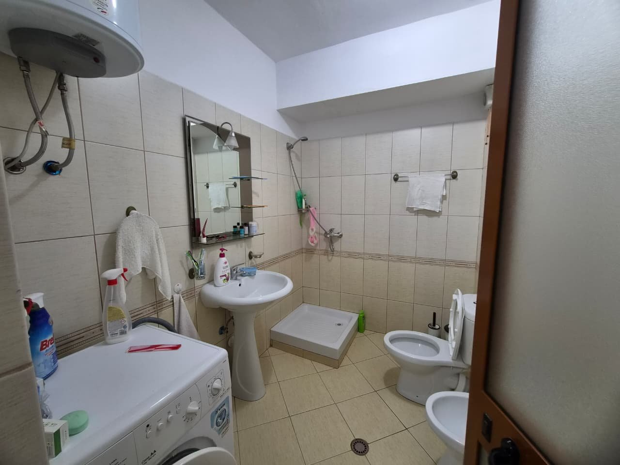 SHITET APARTAMENT 2+1 – FRESKU, RRUGA MUHAMET DELIU