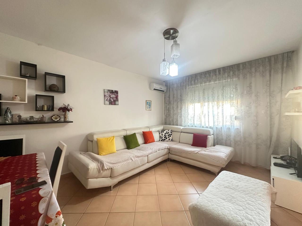VENDESI APPARTAMENTO 1+1 – 21 DICEMBRE
