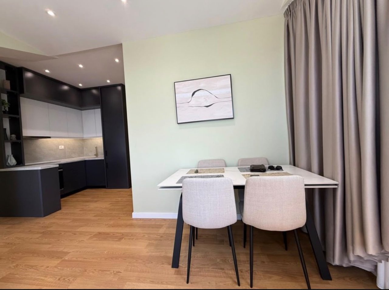 SHITET APARTAMENT 2+1 – MYSLYM SHYRI, BKT