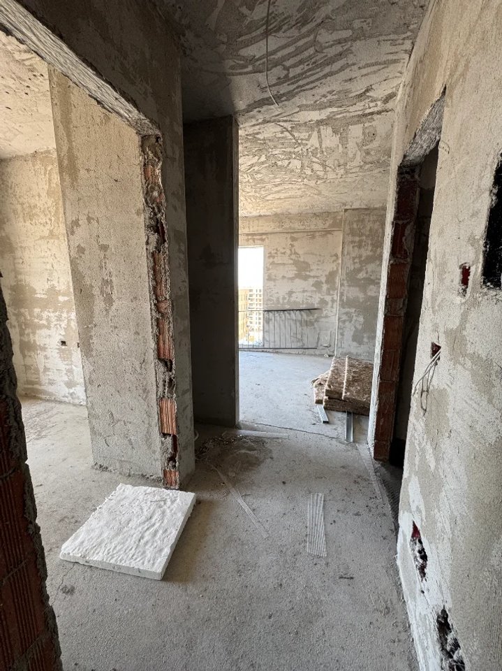 APPARTAMENTO 1+1 IN VENDITA – PORCELAN, KINOBLOCK