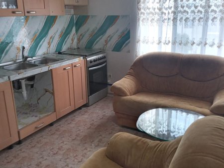🏡 JEPET ME QIRA HYRJE 1+1