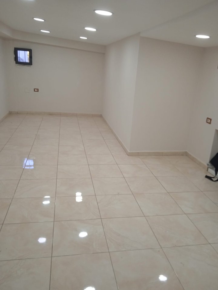 🏢 JEPET ME QIRA AMBIENT BIZNESI – RRUGA E DURRËSIT