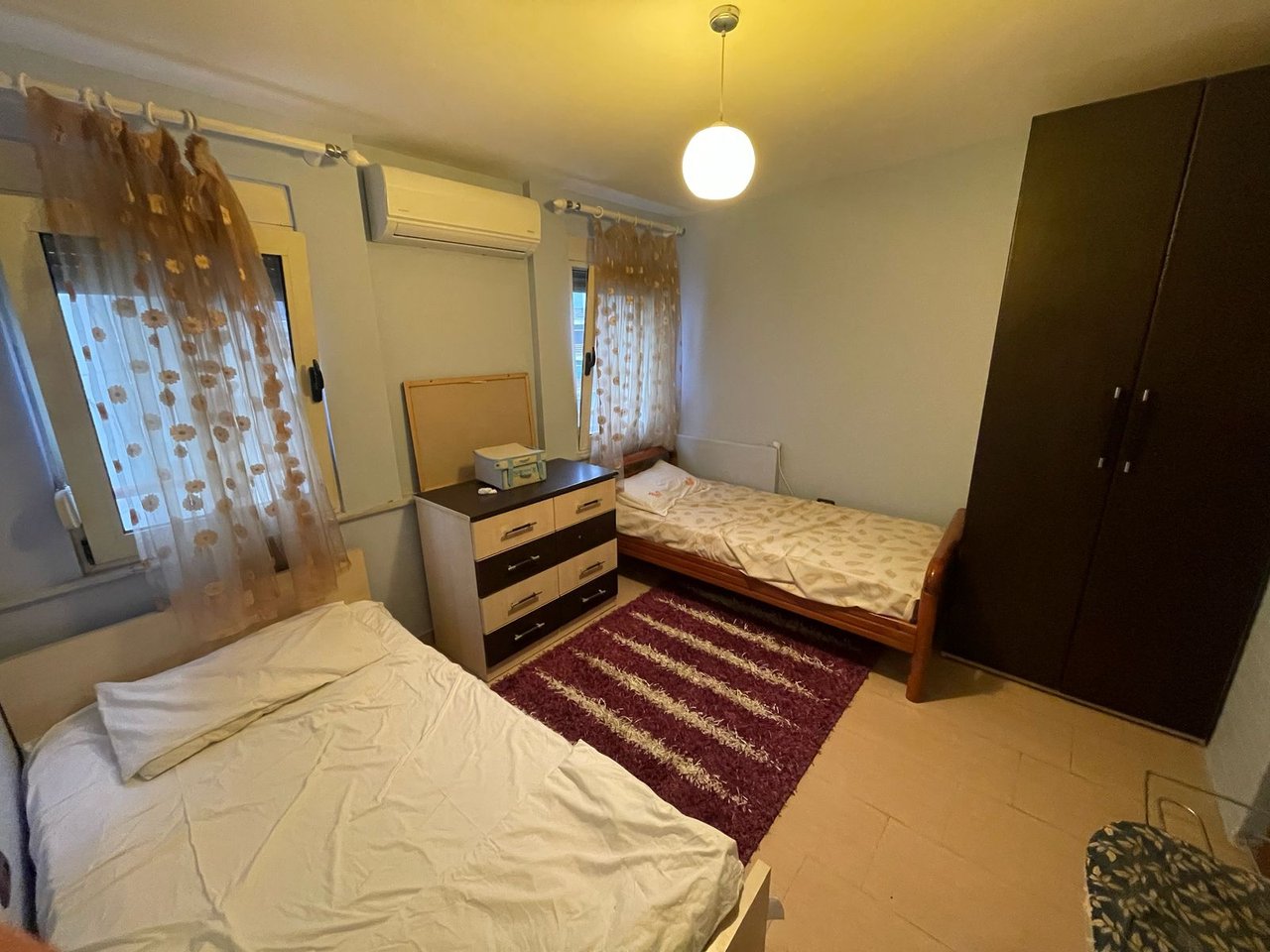 🏡 JEPET ME QIRA APARTAMENT 3+1 – ALI DEMI