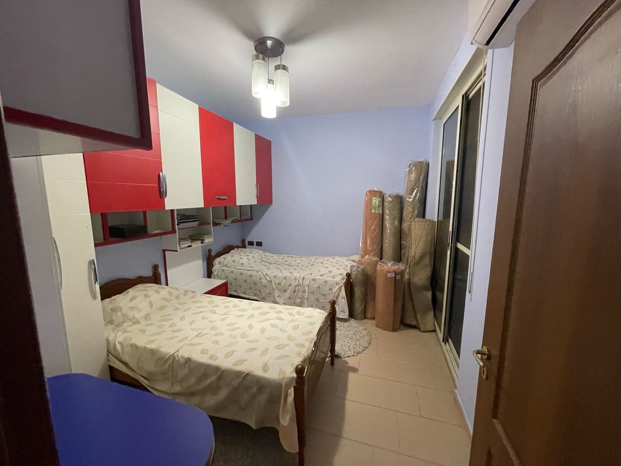 🏡 JEPET ME QIRA APARTAMENT 3+1 – ALI DEMI