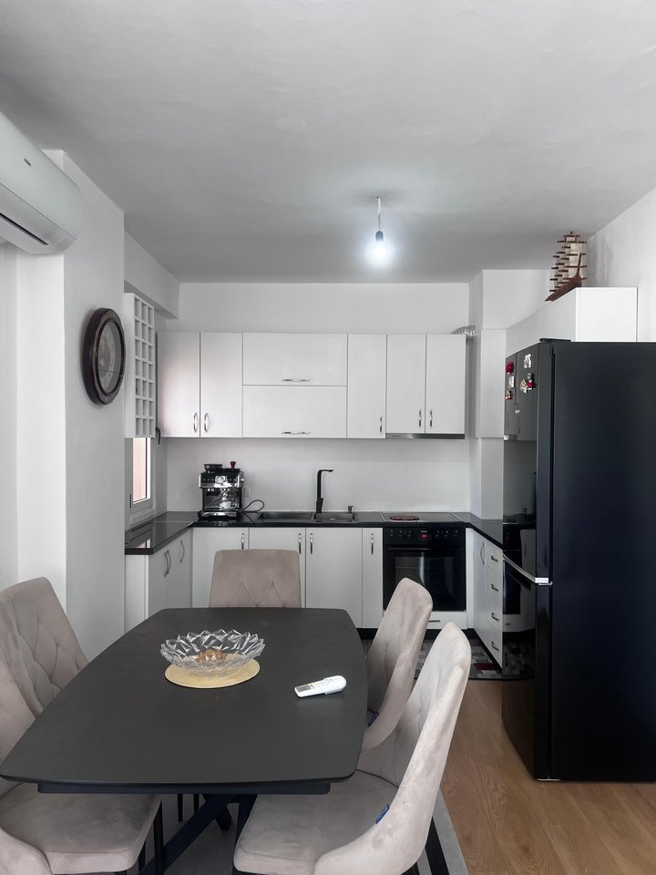 🏡 SHITET APARTAMENT 1+1 ME VERANDË – ASTIR