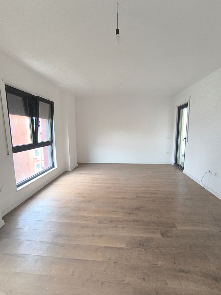 VENDESI APPARTAMENTO 2+1+2 – KOMUNA E PARISIT, RESIDENZA G8