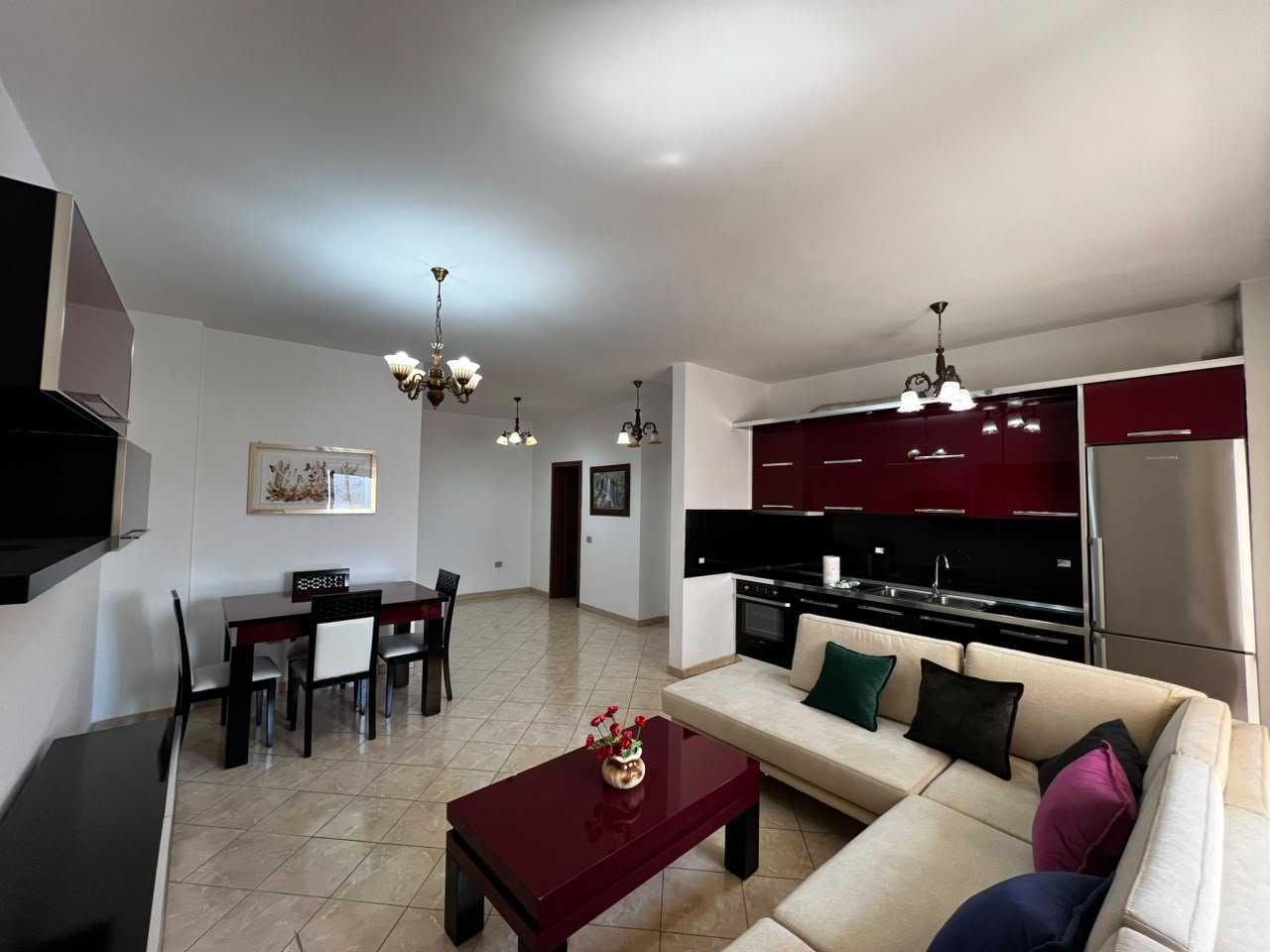 SHITET APARTAMENT 2+1+2 – VASIL SHANTO, ISH NISHARAKU