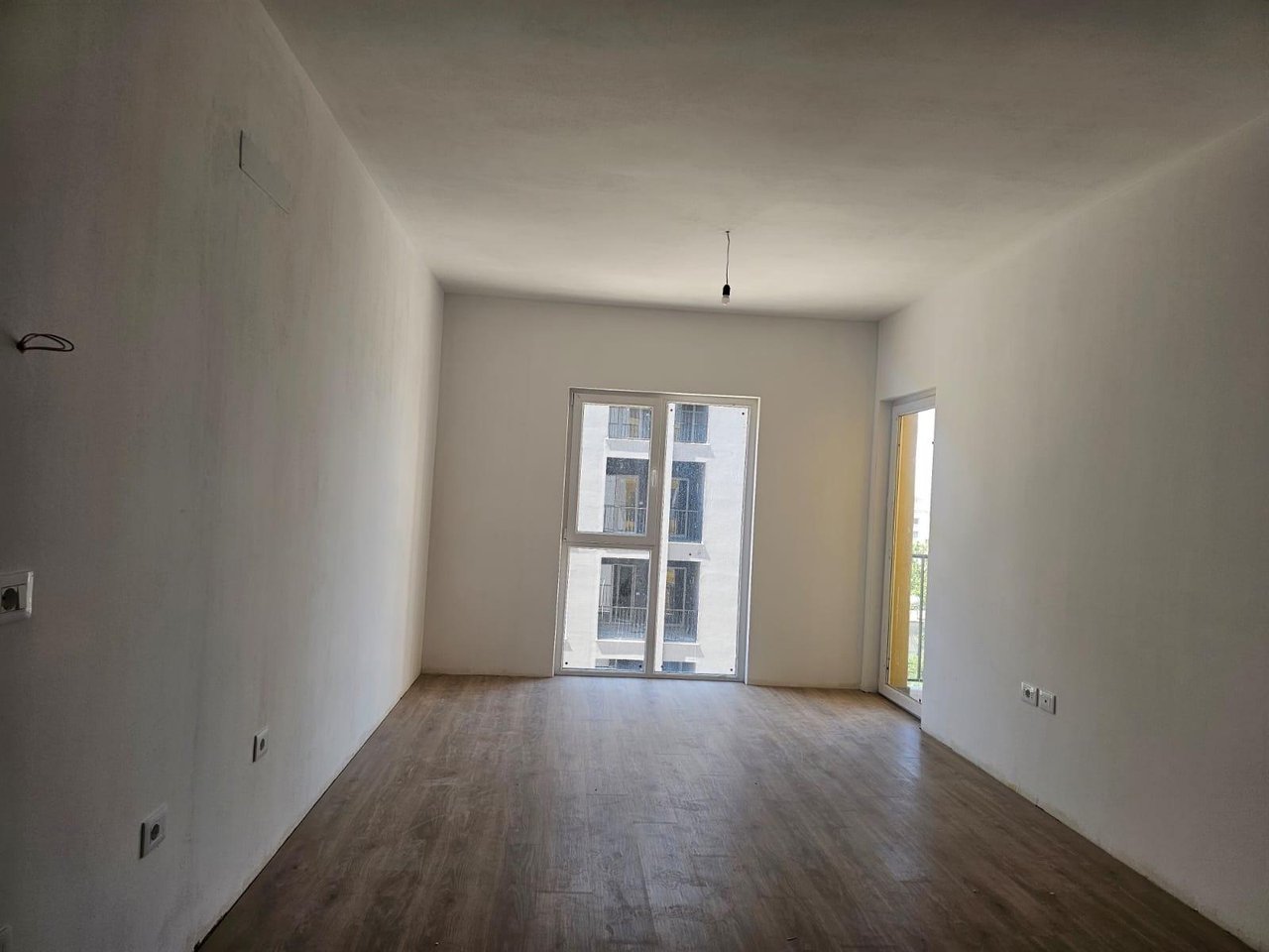 SHITET APARTAMENT 1+1 – DOGANA, TIRANA ENTRY 2