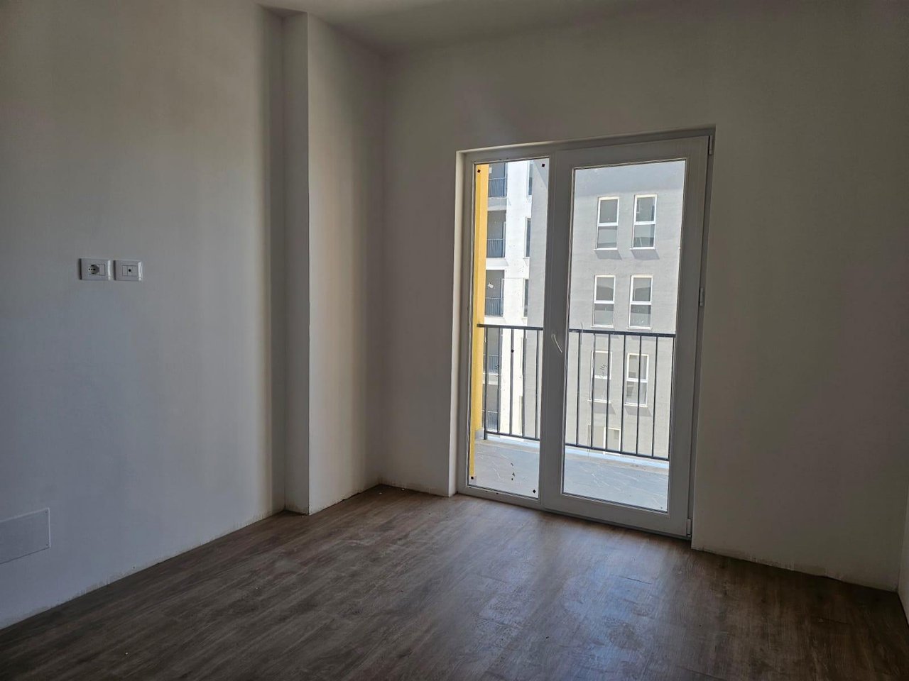 SHITET APARTAMENT 1+1 – DOGANA, TIRANA ENTRY 2