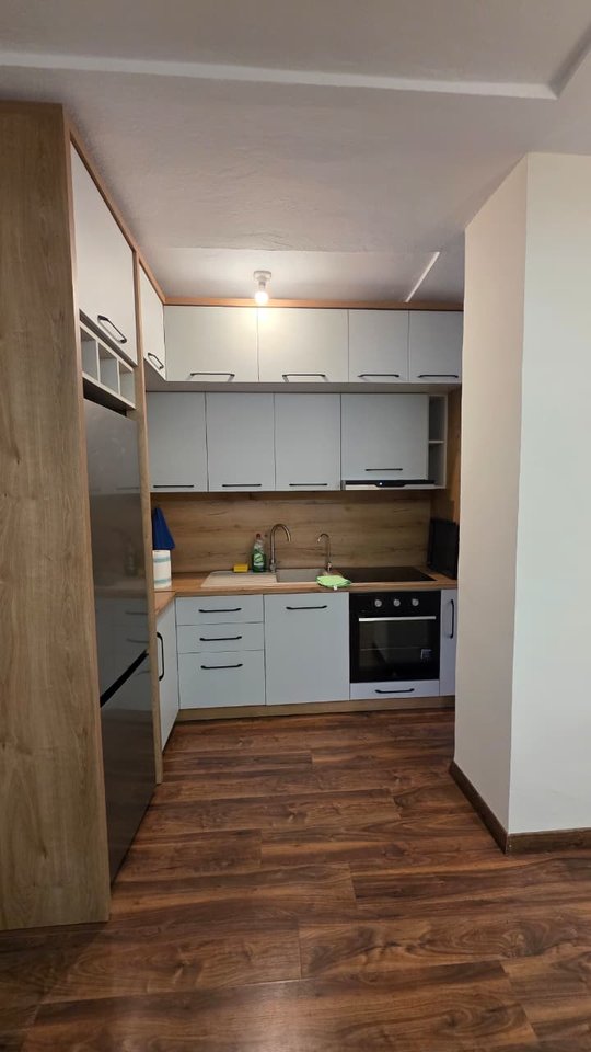 SHITET APARTAMENT 2+1 – MYSLYM SHYRI