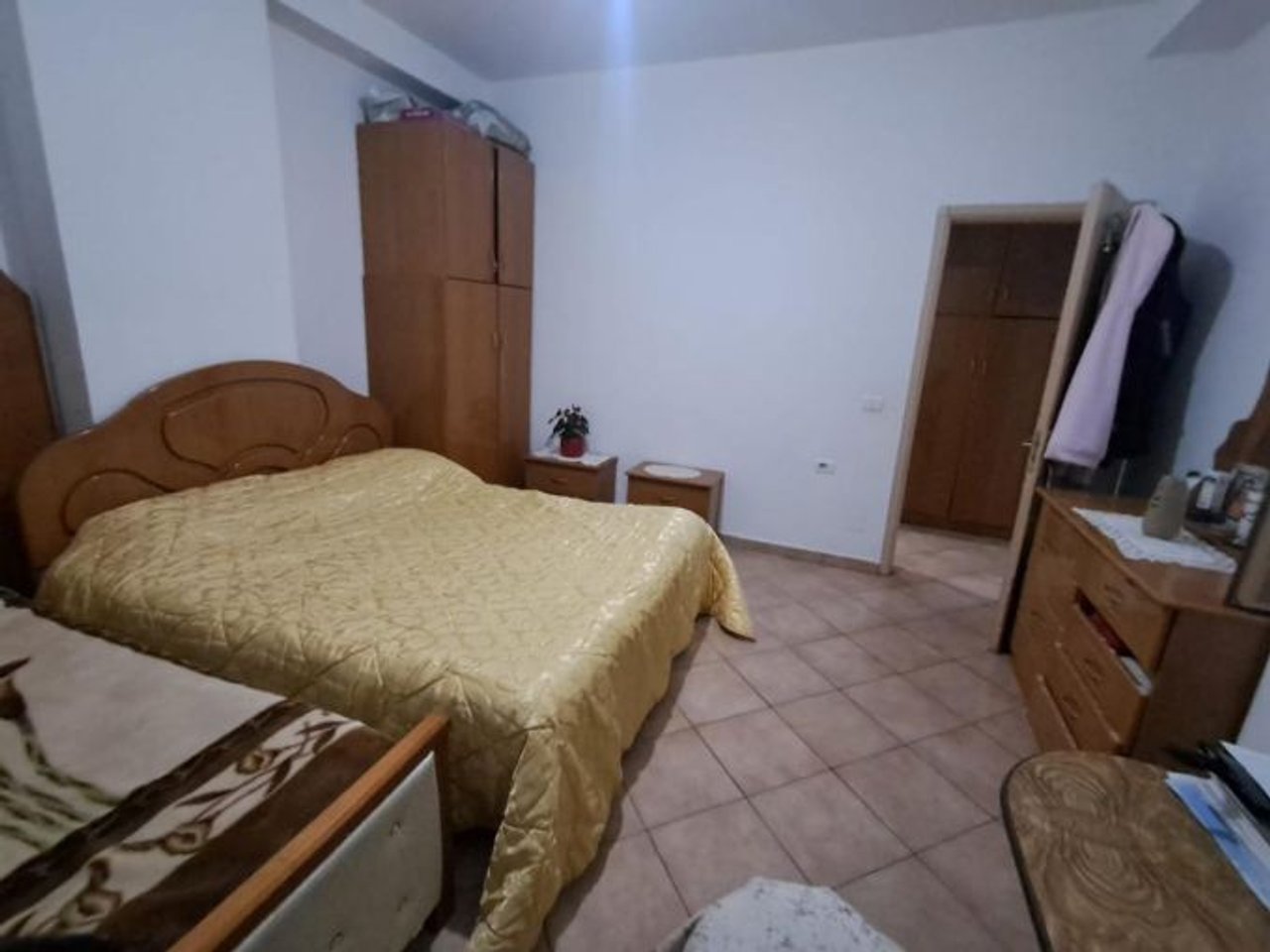 VENDESI APPARTAMENTO 1+1 – YZBERISHT, PALAZZI ÇABEJ