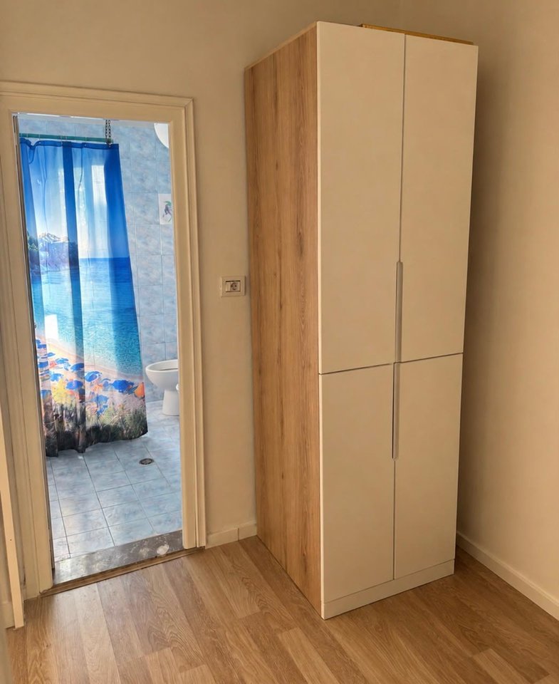 VENDESI APPARTAMENTO 1+1 – VIA BARDHYL