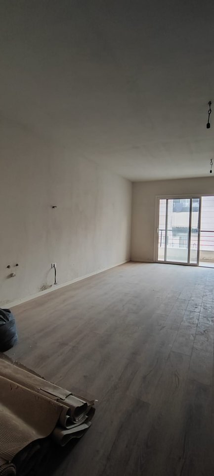 SHITET APARTAMENT 2+1+2 – YZBERISHT