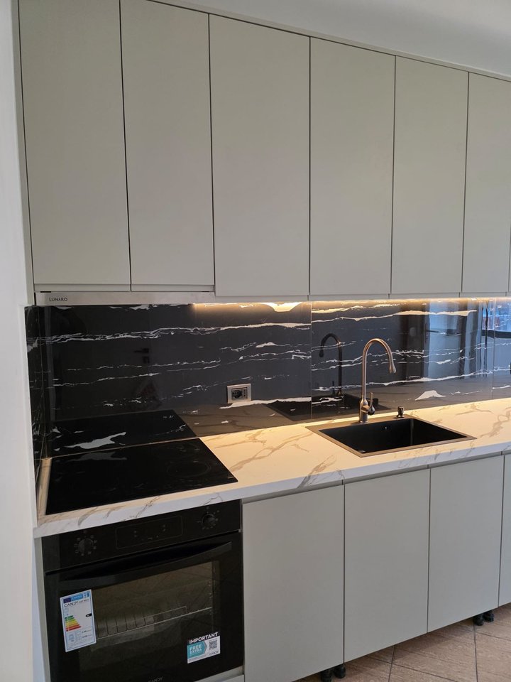 SHITET APARTAMENT 2+1 – BULEVARDI I RI