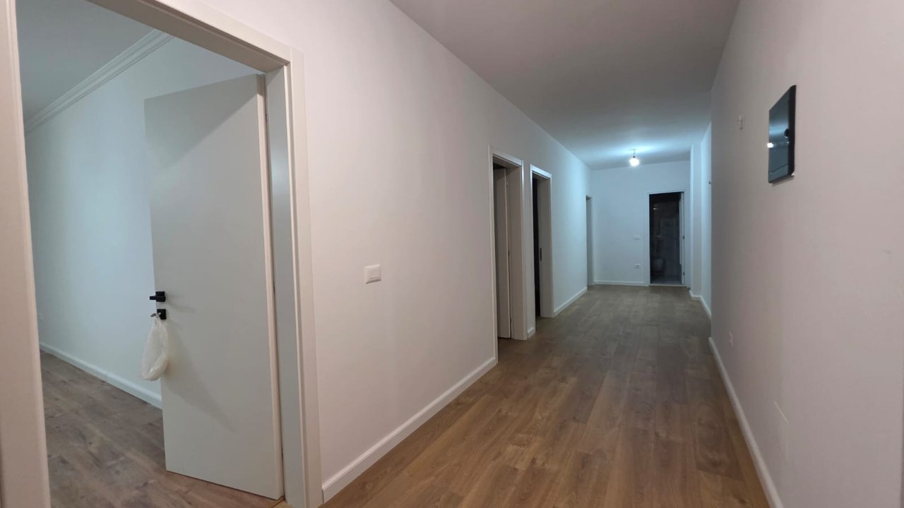 SHITET APARTAMENT 2+1 – BULEVARDI I RI