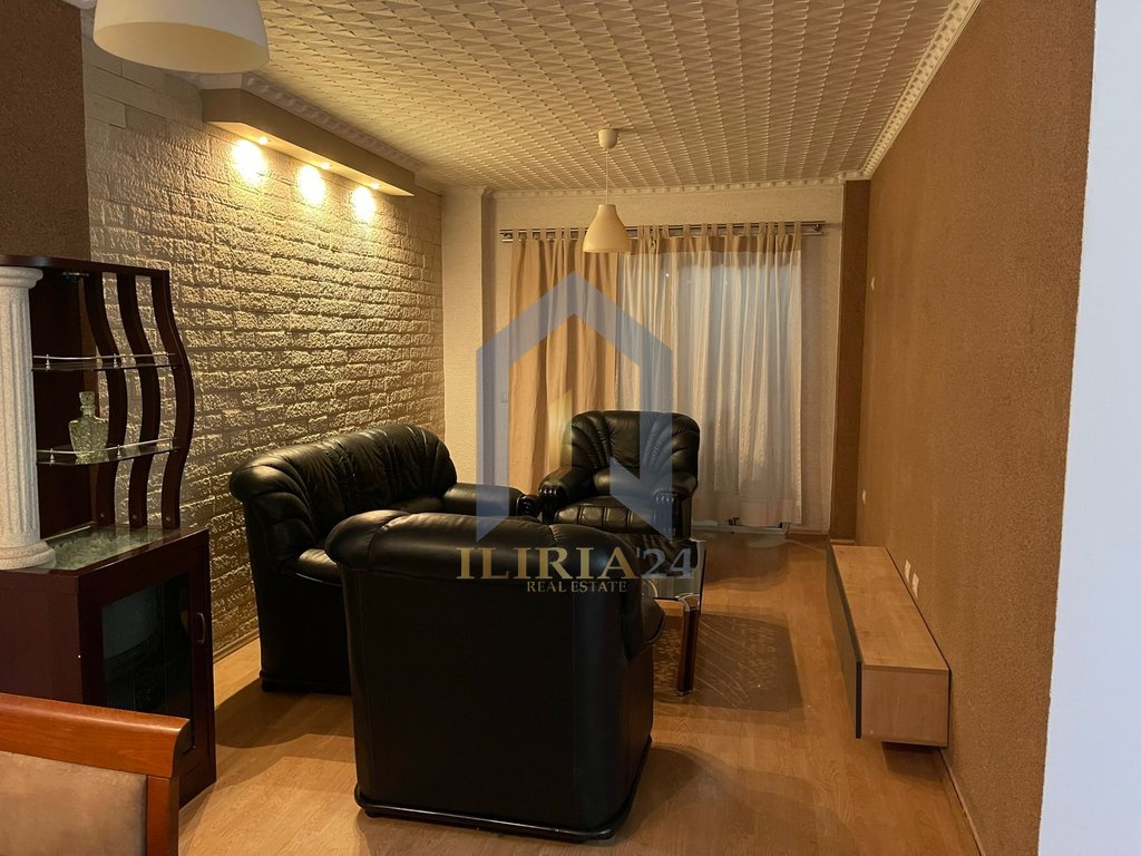 Jepet me qira Apartament 2+1 “Yzberisht”