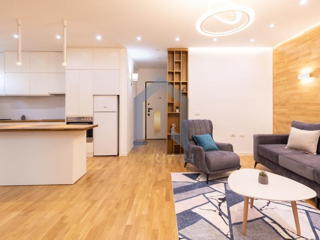 Super apartament 2+1 ne shitje tek "Zogu i Zi"