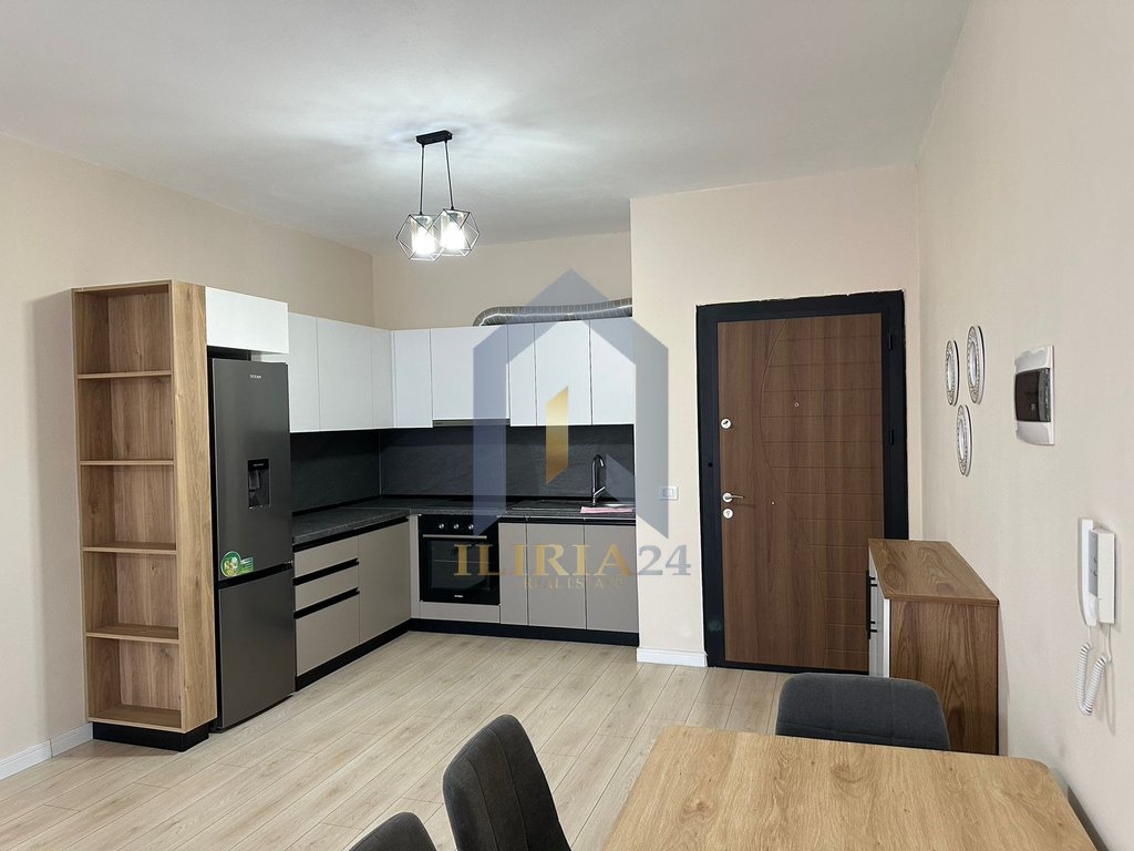 Apartament 2+1 me qira te “Fusha e Aviacionit”