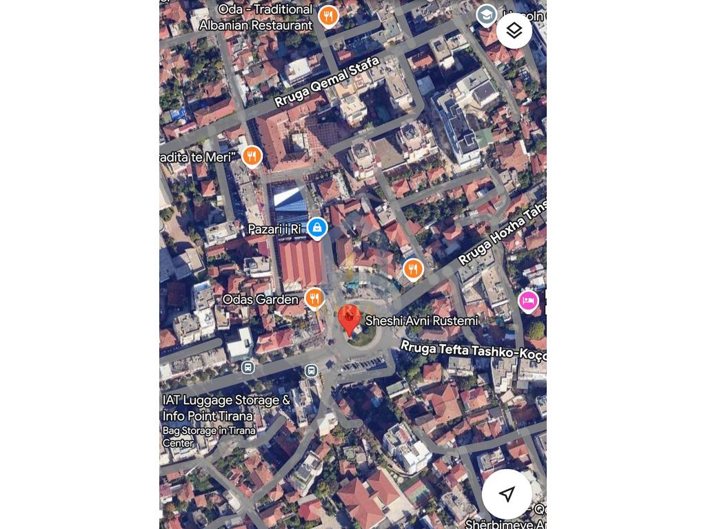 Ambient biznesi me qira tek “Pazari I Ri” Sheshi “Avni Rustemi”