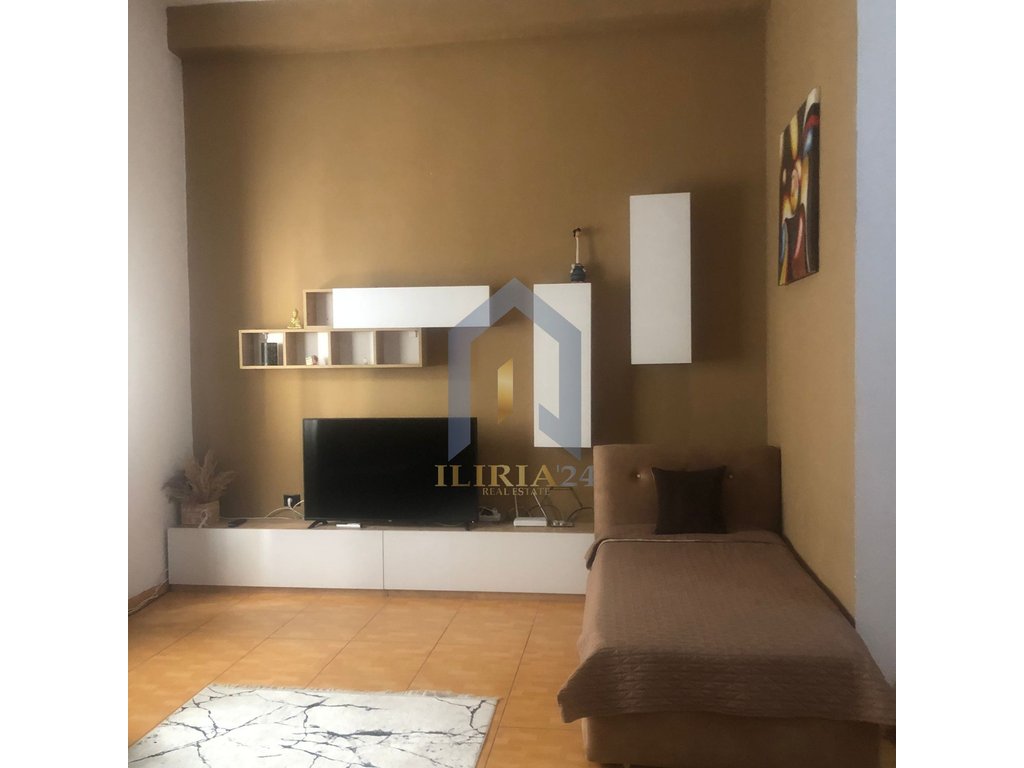 Apartament 1+1 me qira tek “Rruga e Dibres”