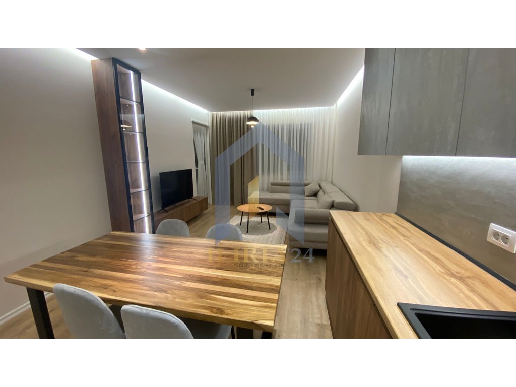 Apartament 2+1 me qira tek “Univers City”