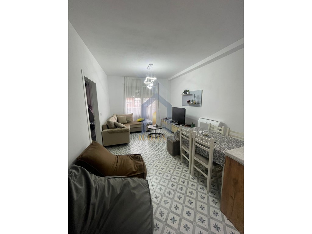 Apartament 1+1 me qira perball spitalit Amerikan 3“Golden Park”