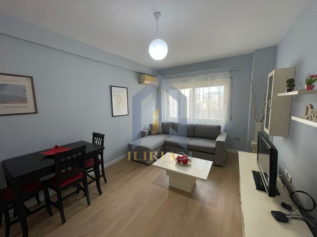 Apartament 1+1 me qira tek "21 Dhjetori"