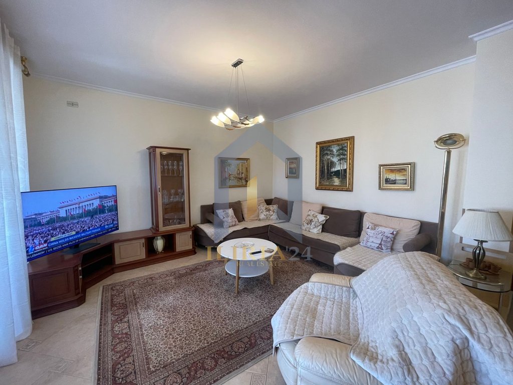 3+1 apartment for rent on "Elbasan Street"