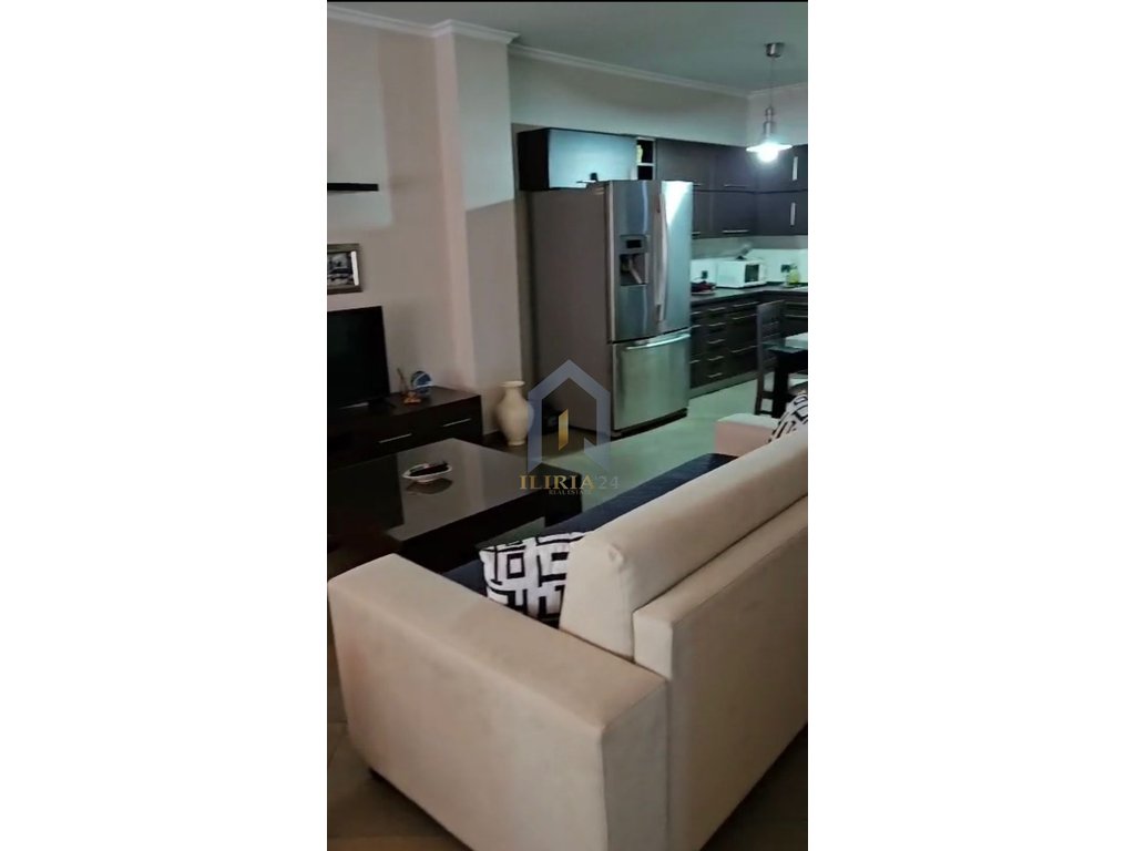 Apartment 2+1 for rent at "Zogu I Zi"