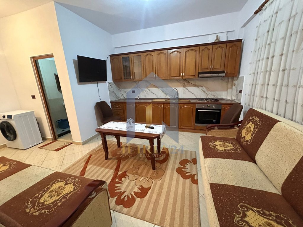 Apartament 2+1 me qira ne, “Kombinat”
