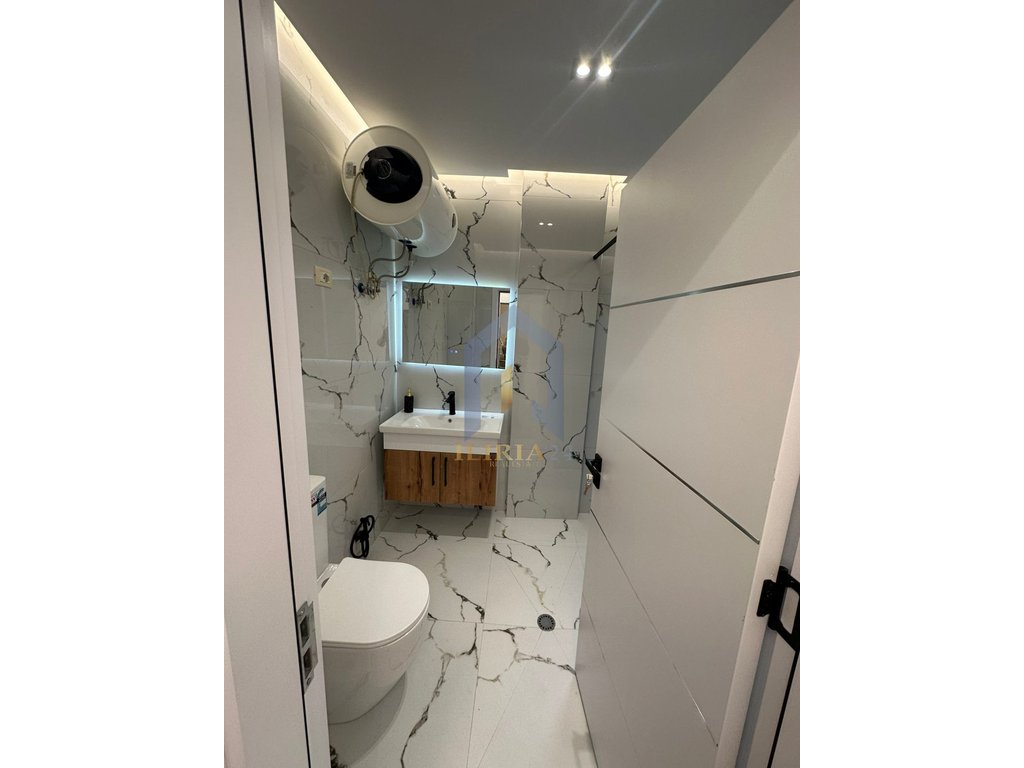Alt