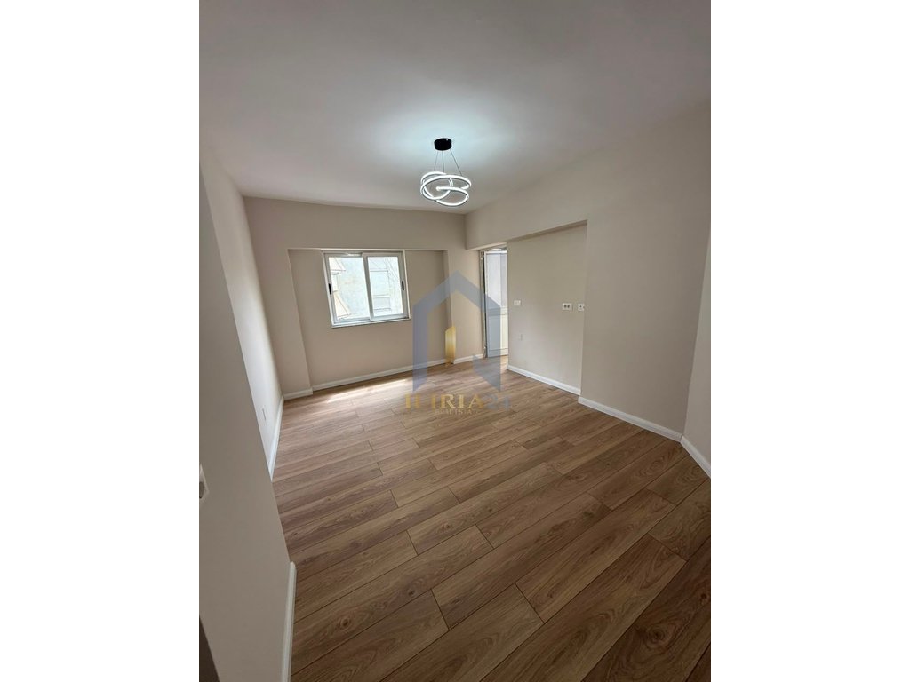 Apartament 1+1 për shitje në "Don Bosko"
