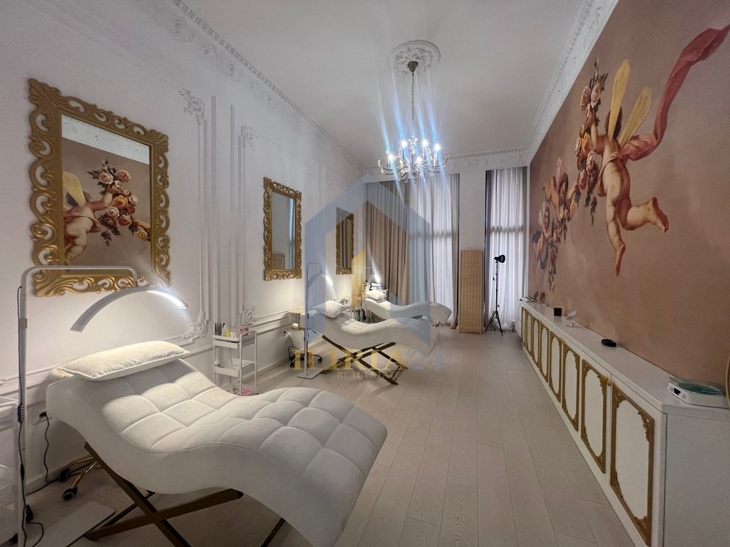 Shitet Ambient biznesi "Tirana Garden Building"