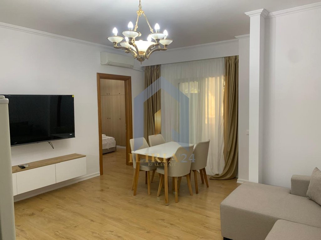 Apartament 1+1 për shitje  tek “Liqeni i Thatë”