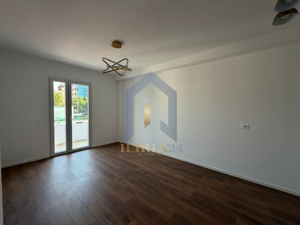 Appartamento 1+1 in vendita in via "Dritan Hoxha", Lapraka