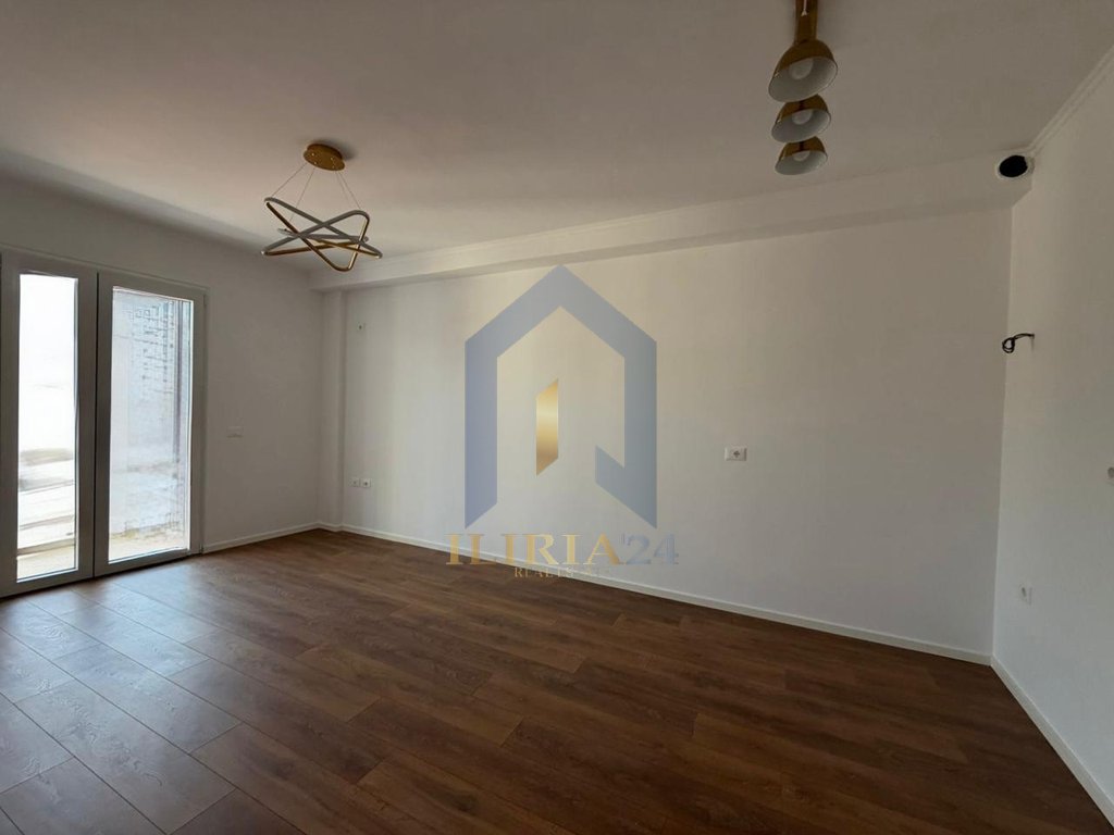 Apartament 1+1 për shitje tek Rruga “Dritan Hoxha” Laprakë