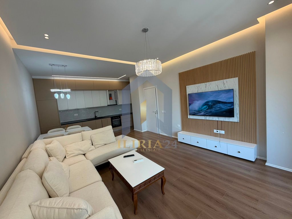 Apartament 2+1 për qira në "Vasil Shanto"