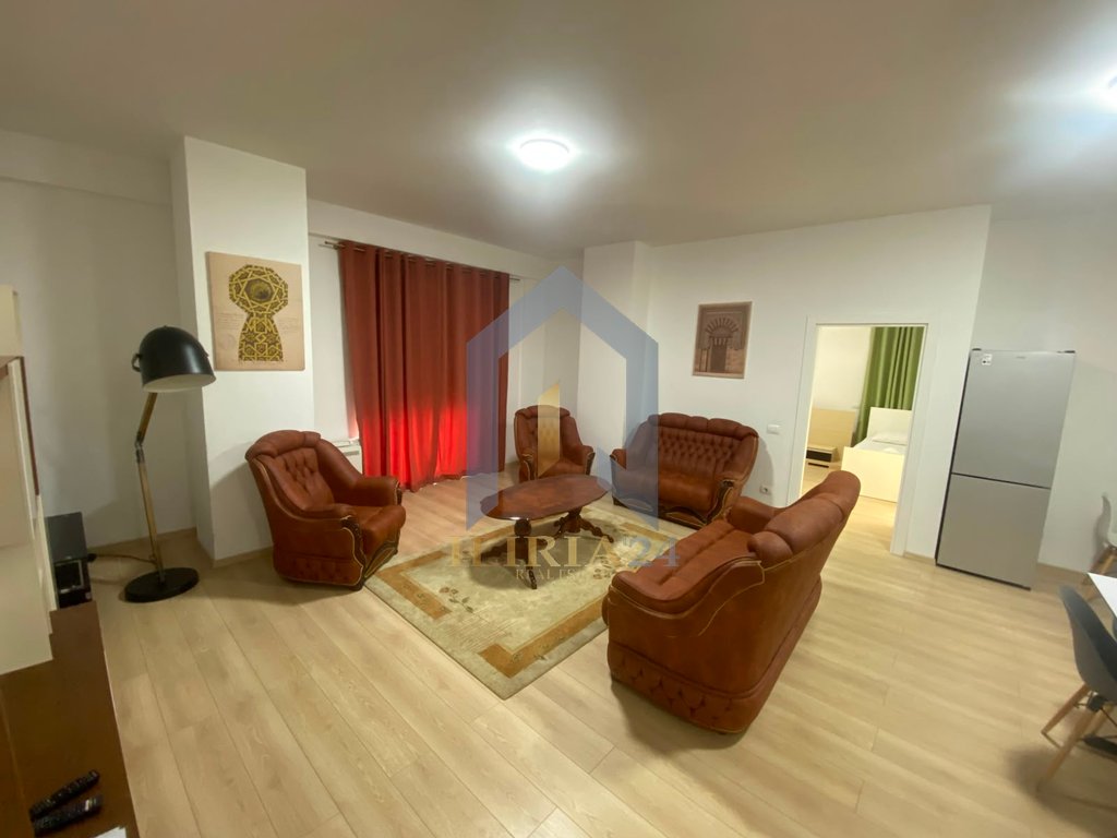 Apartament 2+1 me Qira në "Kinostudio"