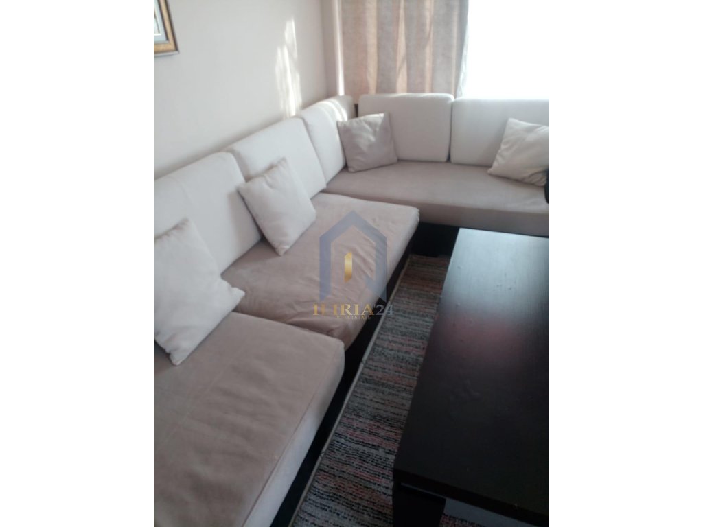 Apartament 2+1 per shitje ne “Laprake”